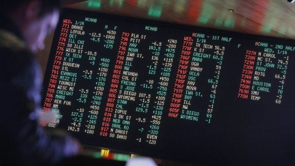 Sportsbook odds board